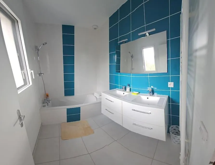 Maison Spacieuse Climatisee Avec Jardin 2 Pkg Et Piscine Aucamville 0*,  France